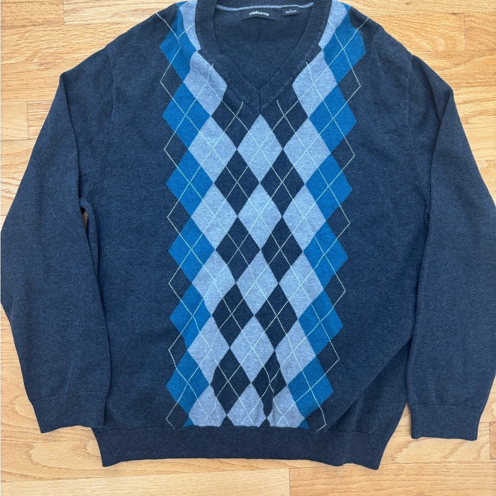Claiborne Men's V-Neck Sweater in Gray and Blue Argyle Size L